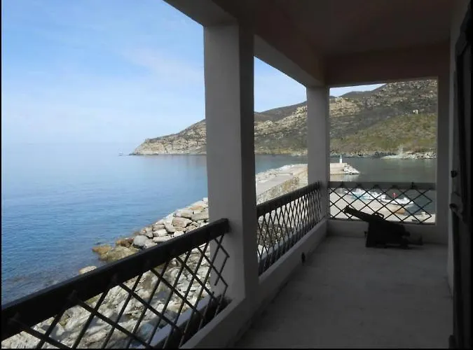 Casa Supra U Mare *